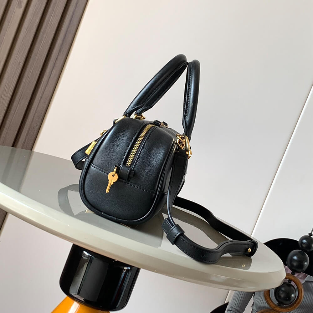 LOEWE Amazona 23 Cropped bag in nappa calfskin (HIGH-END GRADE) - Image 3