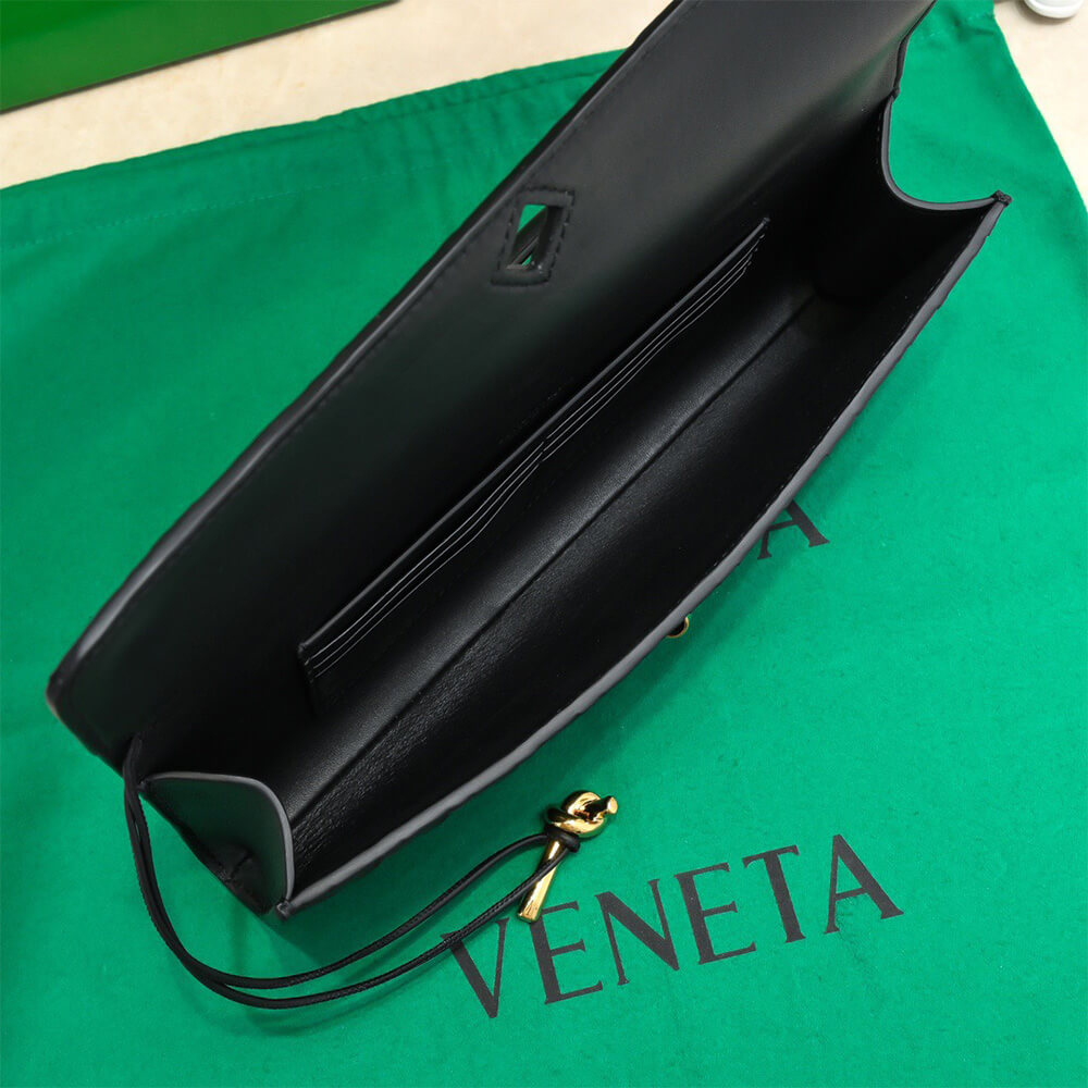 Black Bottega Veneta Andiamo Clutch (HIGH-END GRADE) - Image 8